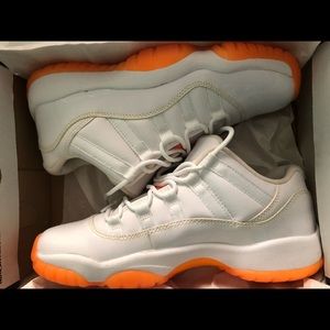 Jordan 11 retro Bright citrus